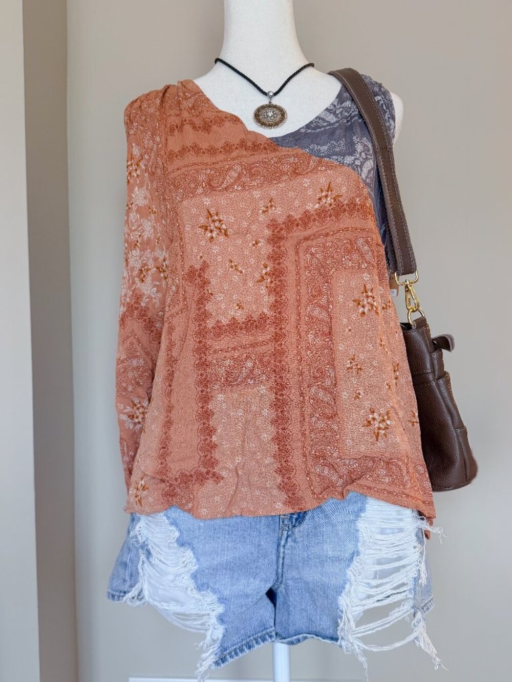 Sugarfox Taupe & Rust Colored Paisley Tank Top - Size M